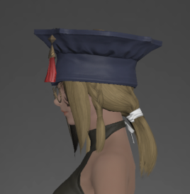 Argute Mortarboard left side.png