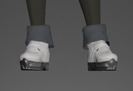 Scion Adventurer's Boots front.png