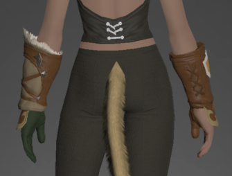 Serpent Elite's Bracers rear.png