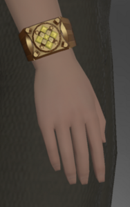 Topaz Bracelet side.png