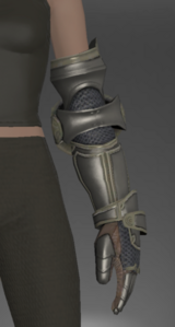 Steel Gauntlets front.png